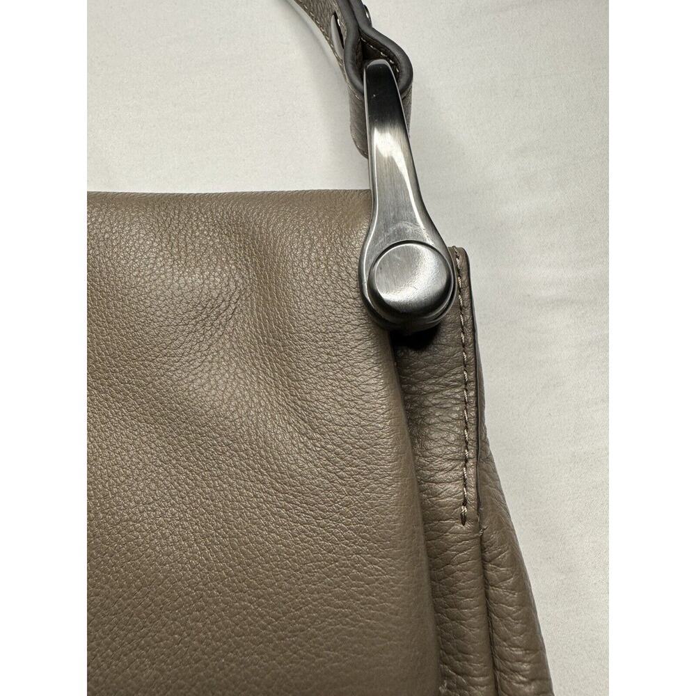 Vince Camuto Leather Crossbody Adjustable Strap Taupe Magnetic Close Preowned​ - Picture 4 of 15